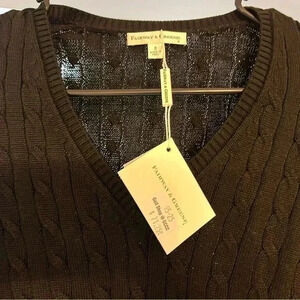 Fairway & Greene Black V-Neck Sweater Size Small